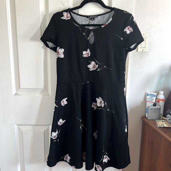Black Floral Fit and Flare Mini Spring/Summer dress - Picture 1 of 2